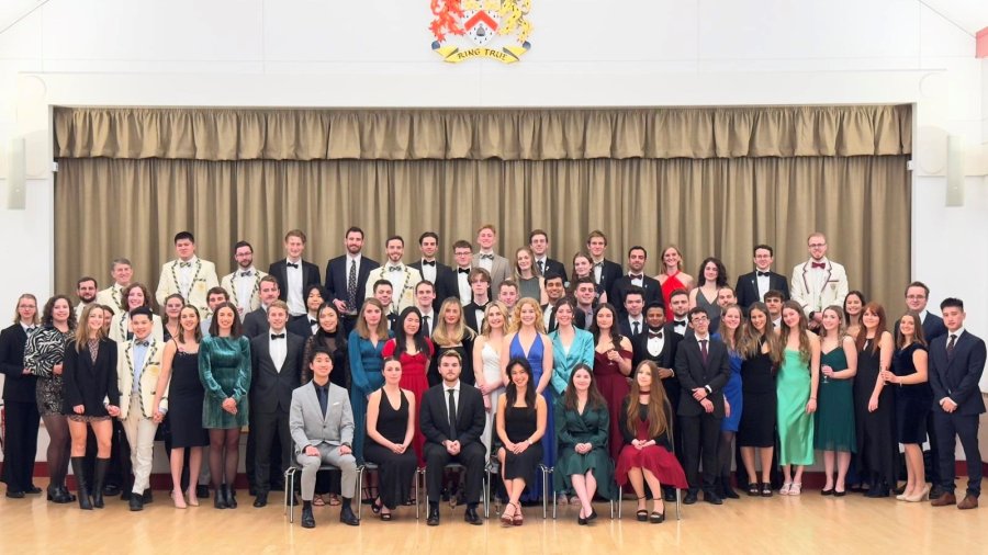Group photo of rowing dinner attendees